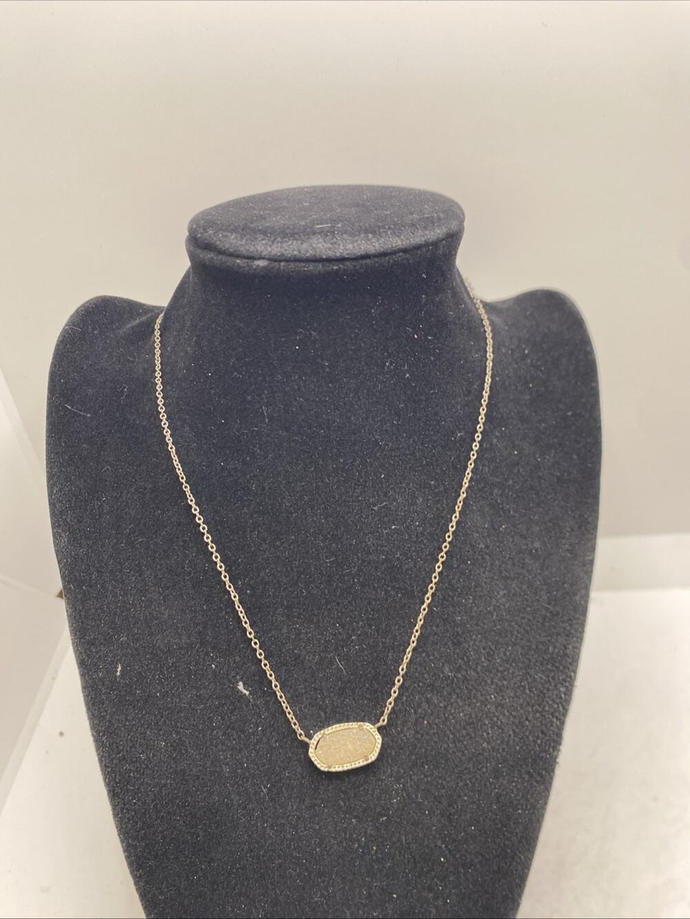 Vintage Kendra Scott Necklace